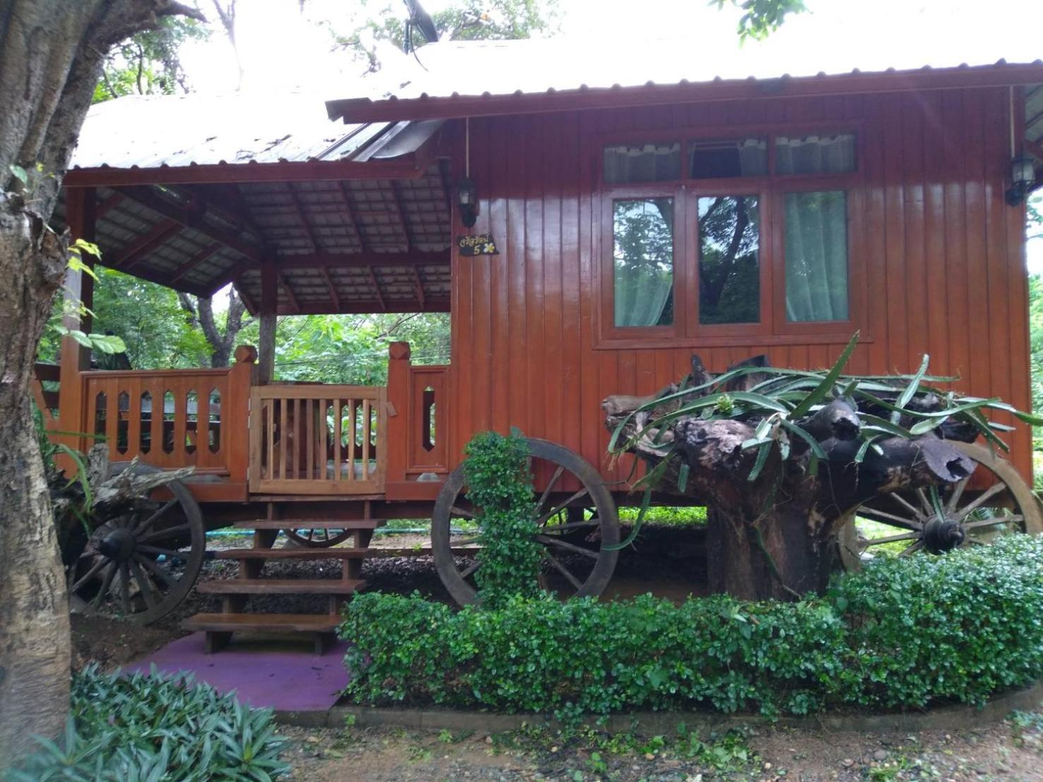 Denchai City Resort เด่นชัยซิตี้ รีสอร์ท 프레 외부 사진